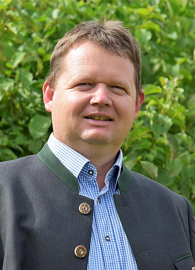 Gerhard Elmecker Gerhard Elmecker
